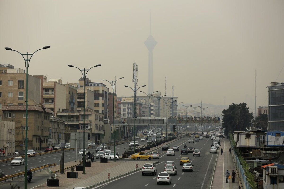 هوای تهران نارنجی شد!/ بیماران و گروه‌های حساس در خانه بمانند