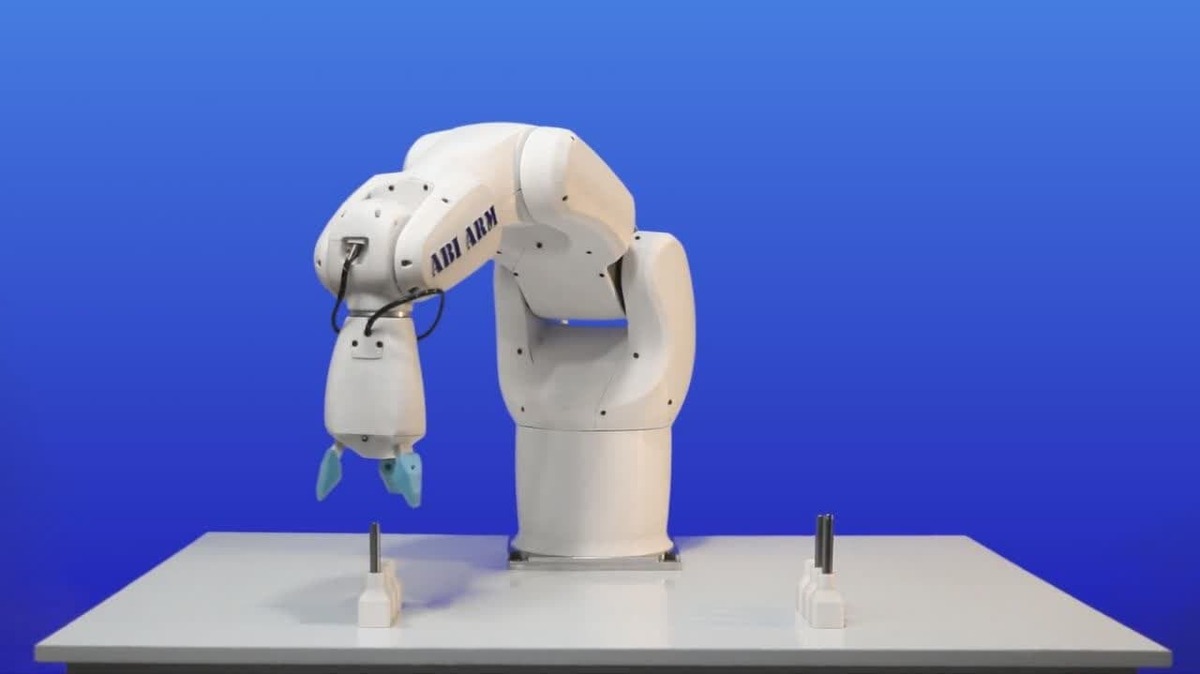 بازوی رباتیک جایگزین نیروی کار انسانی می‌شود + فیلم