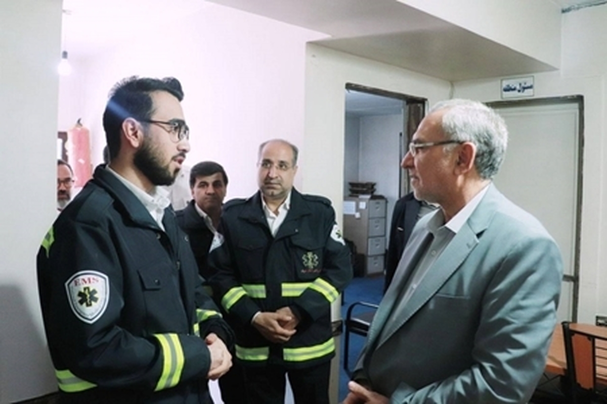 بازدید سرزده وزیر بهداشت از کلان ناحیه غرب سازمان اورژانس استان تهران