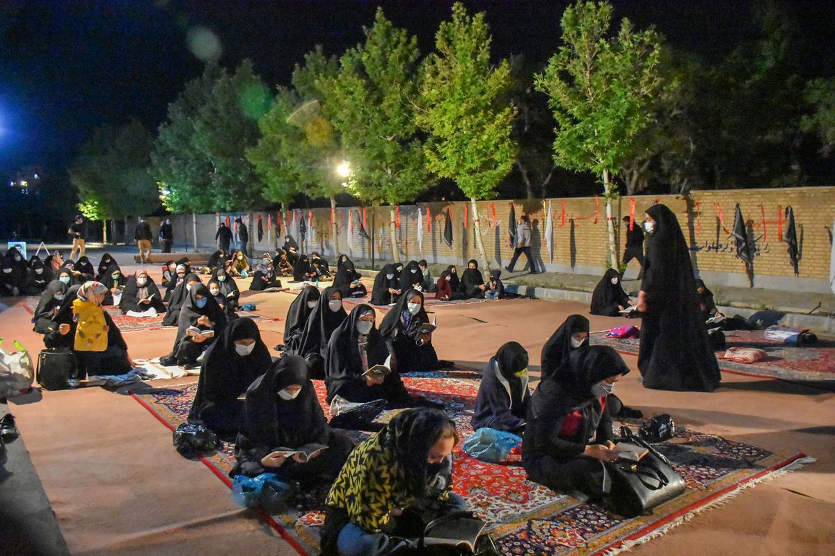 برنامه مراسم معنوی احیای شب‌های قدر و عزاداری شهادت حضرت امیرالمومنین (ع) در دانشگاه تهران